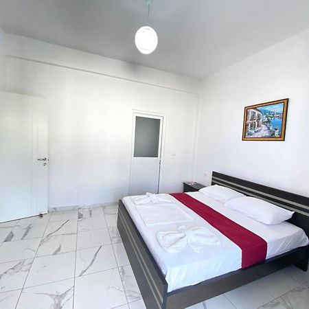 Apartmente Pamela Sarandë Exterior foto