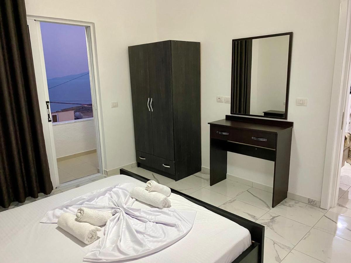Apartmente Pamela Sarandë Exterior foto