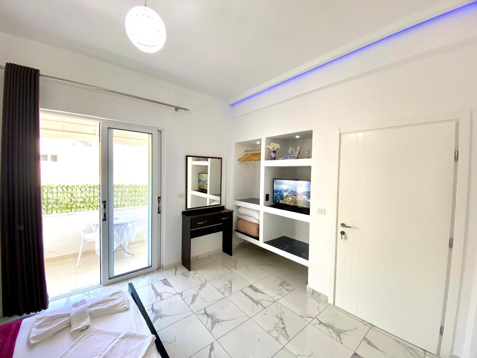 Apartmente Pamela Sarandë Exterior foto